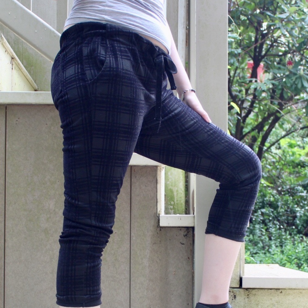 Plaid velvet pants from Italy